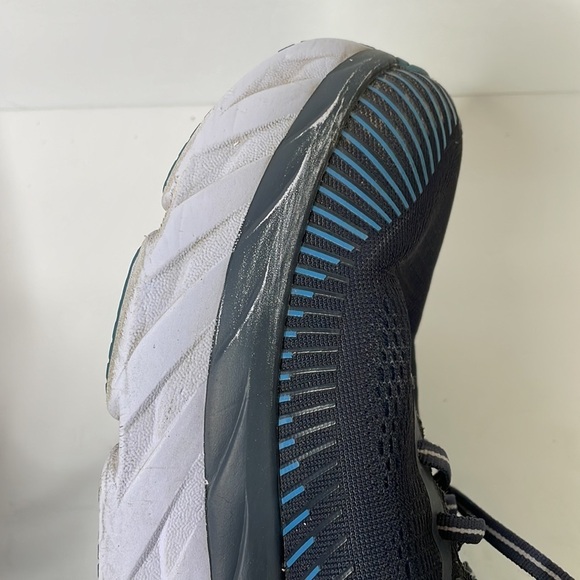 Hoka one one M Bondi 7 ombré blue provincial Mens size 11.5 - Picture 10 of 13